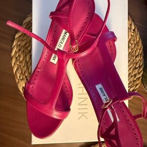 Manolo Blahnik Fuchsia sandals, size 36
